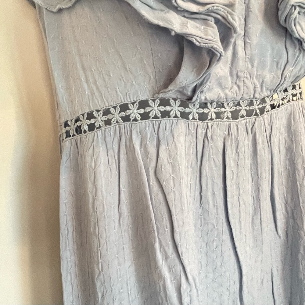 Simplee‎ Boho Ruffle Blue Tiered Crochet Daisies Maxi Dress - Women's Size M - Picture 7 of 10